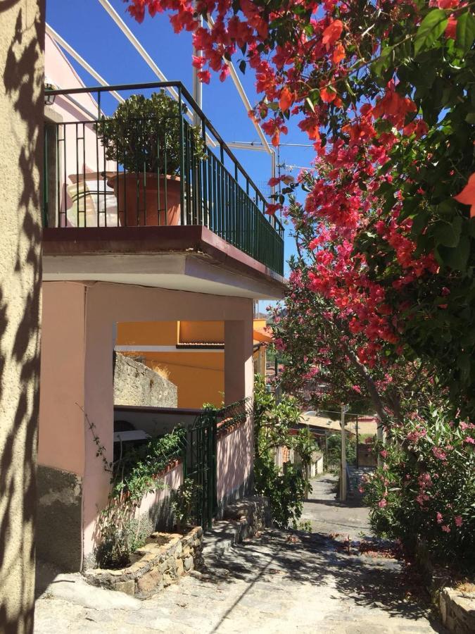La Casa Del Borgo Cavallaro Gaggi Екстер'єр фото