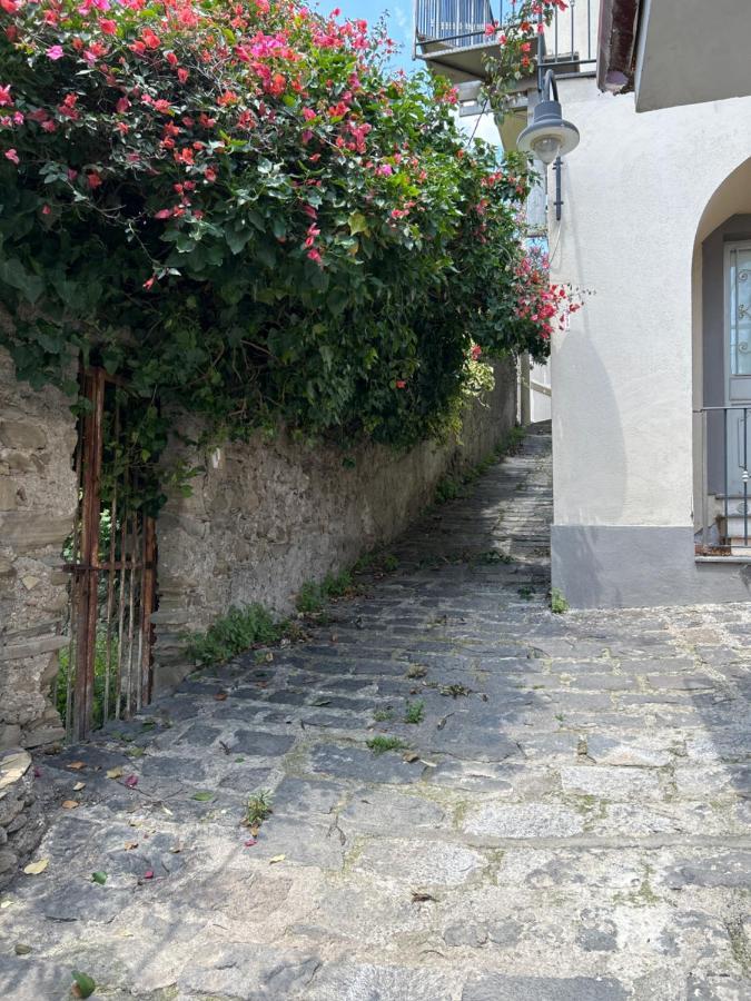 La Casa Del Borgo Cavallaro Gaggi Екстер'єр фото